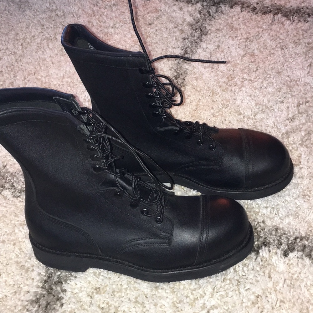 Addison military steel toe boots. Size 10 W